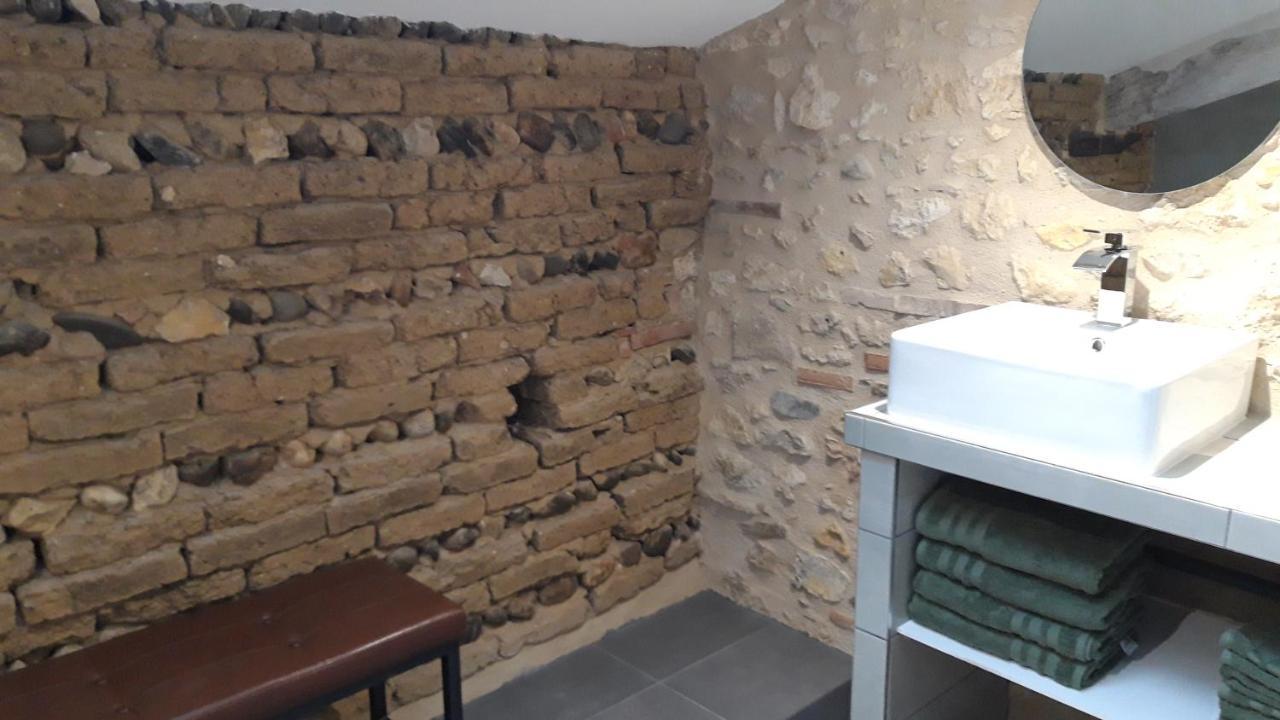 Les Chambres De Lili Saint-Loup  Экстерьер фото